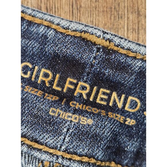 Chico's So Slimming Girlfriend Leg Crop Dark Wash Size 2P - US 12 Petite - Picture 4 of 5